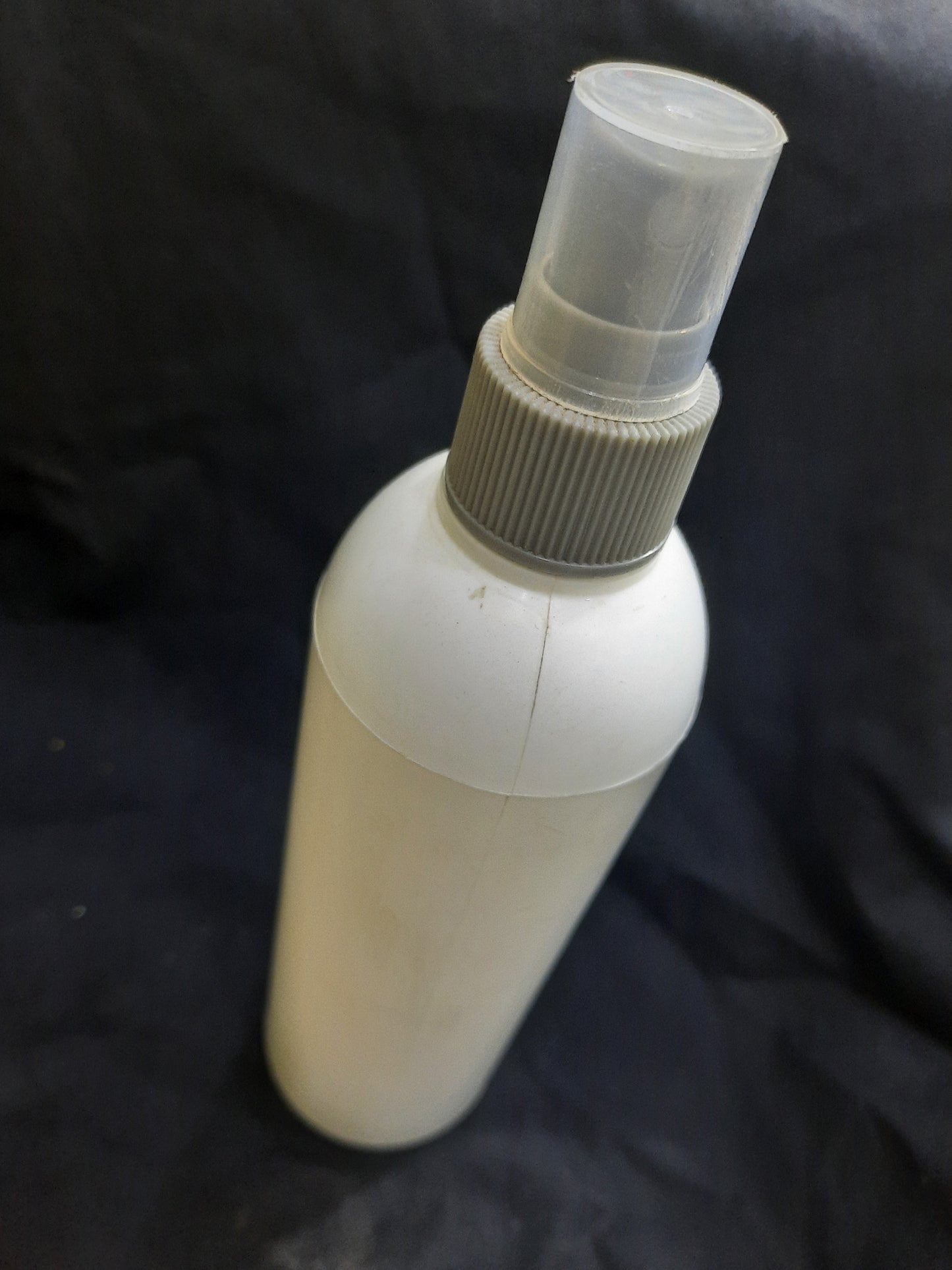 300ml PVC White cylinderical shape - Grey Spray cap