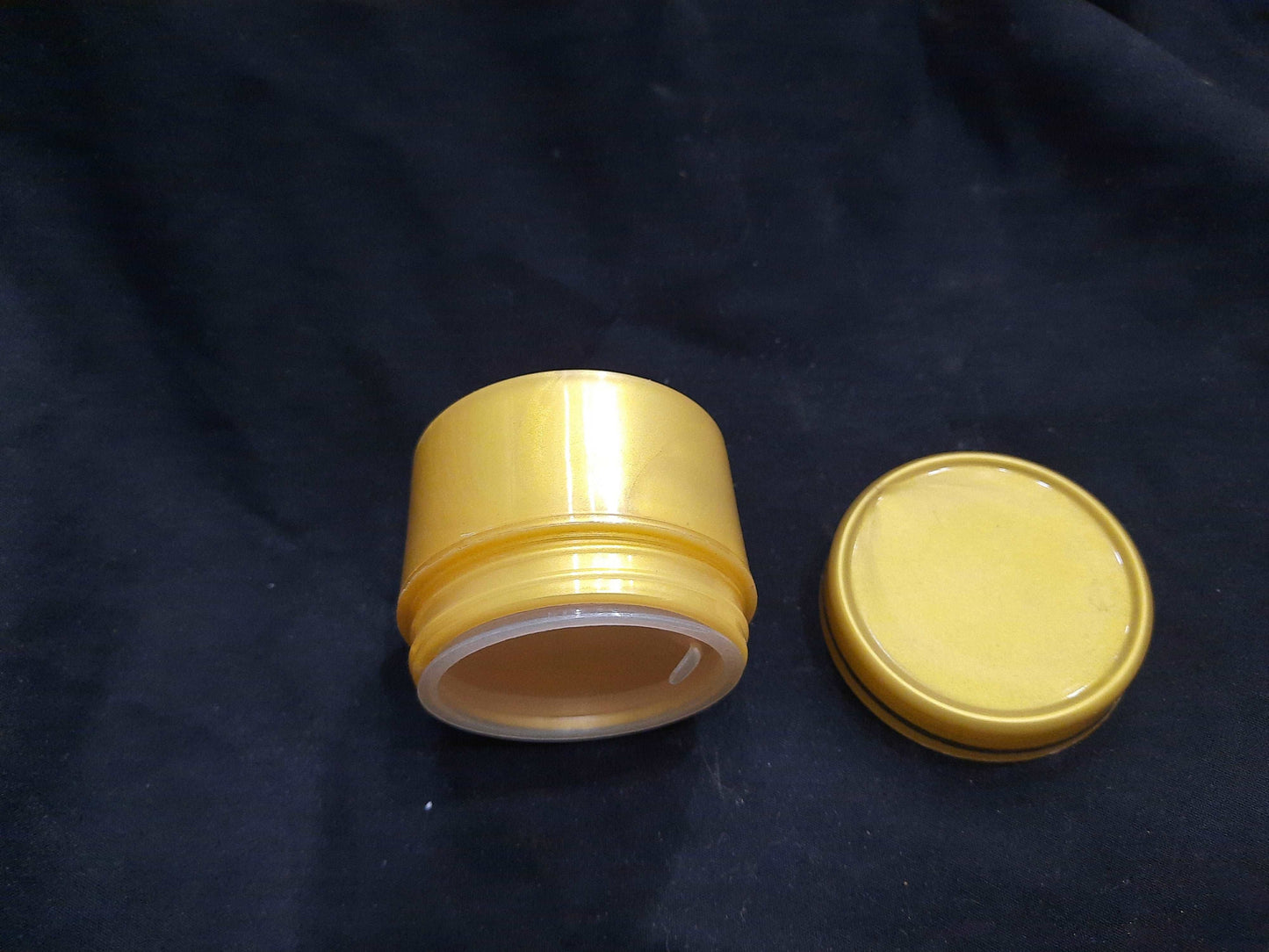 100g Gold/Gold Jar with seal