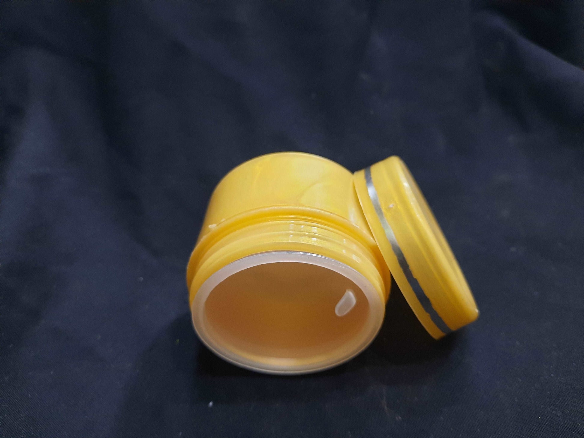 100g Gold/Gold Jar with seal