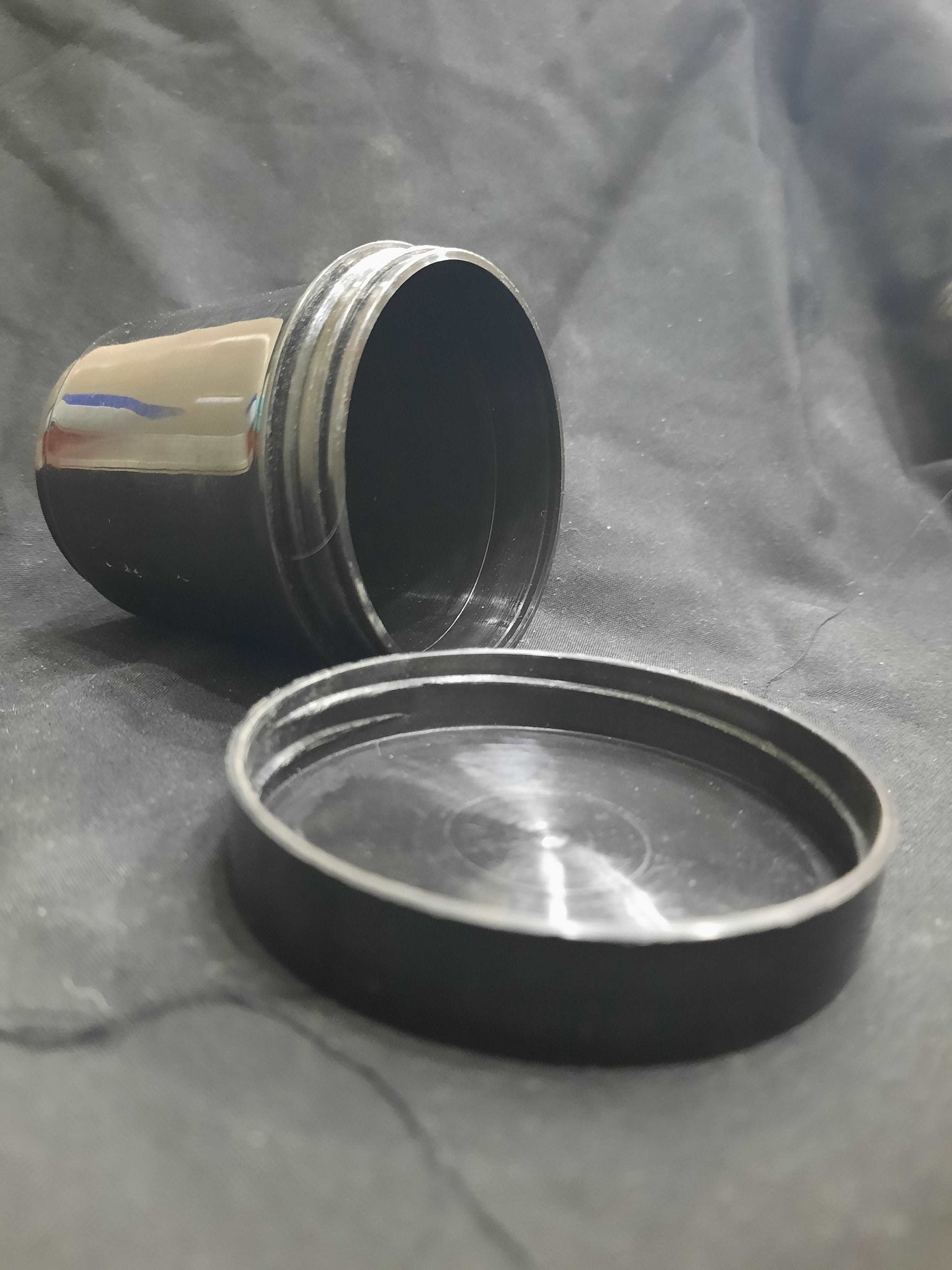 200g Black/Black Jar