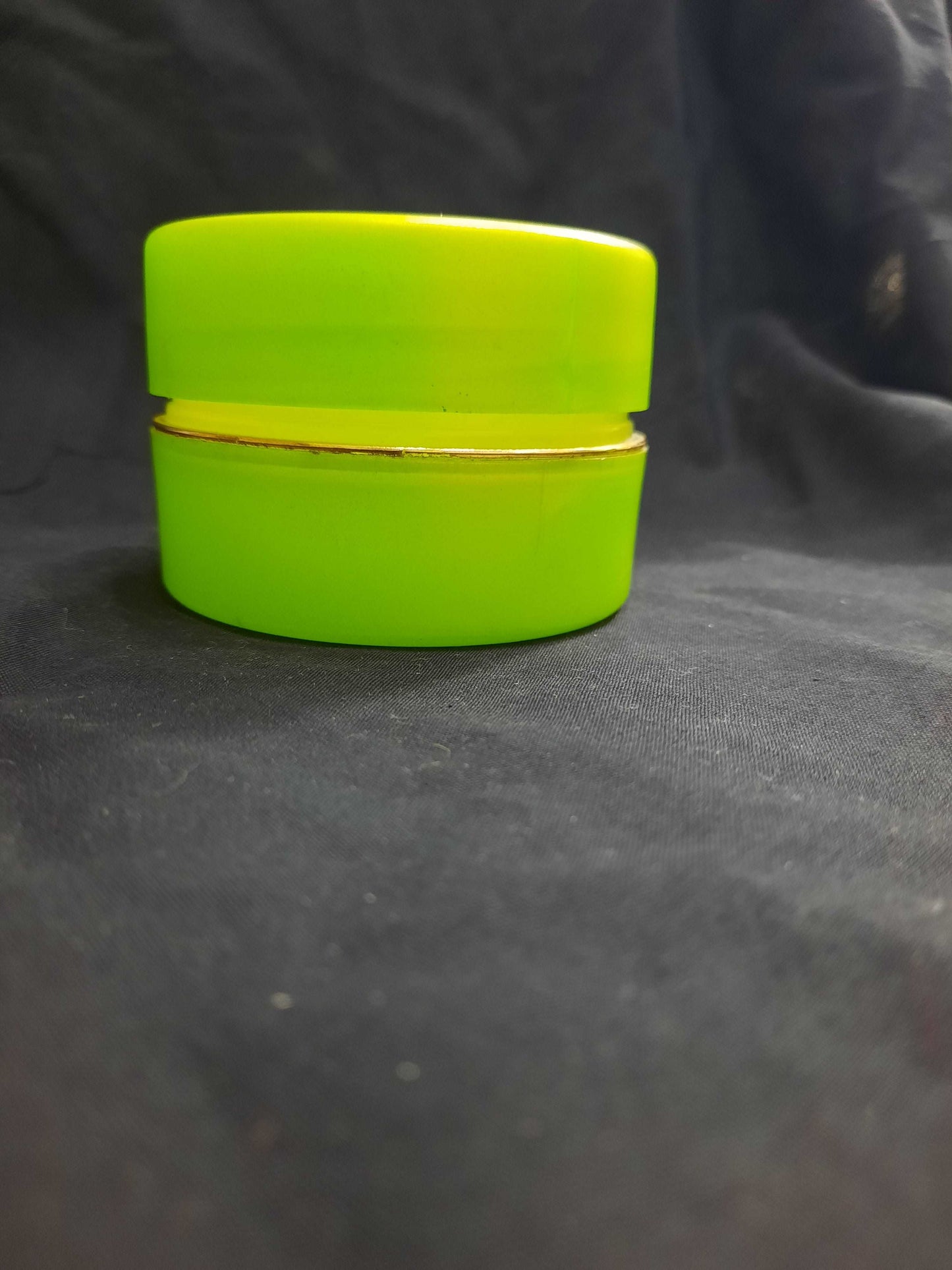 150g Parrot Green Jar