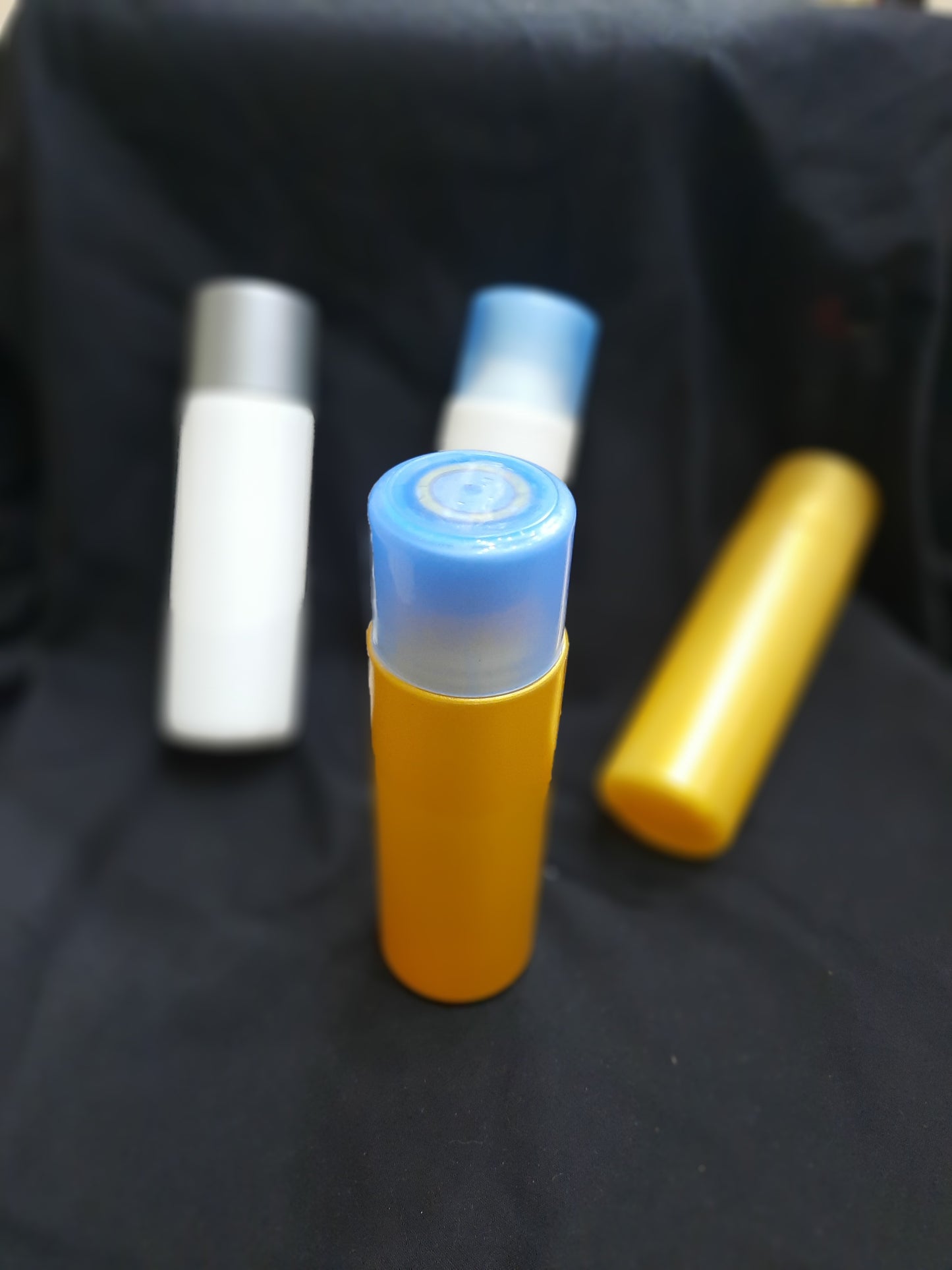 100ml Blue/Gold Round Bottle