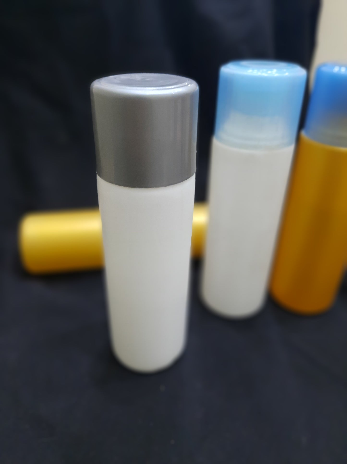 100ml Blue/Gold Round Bottle