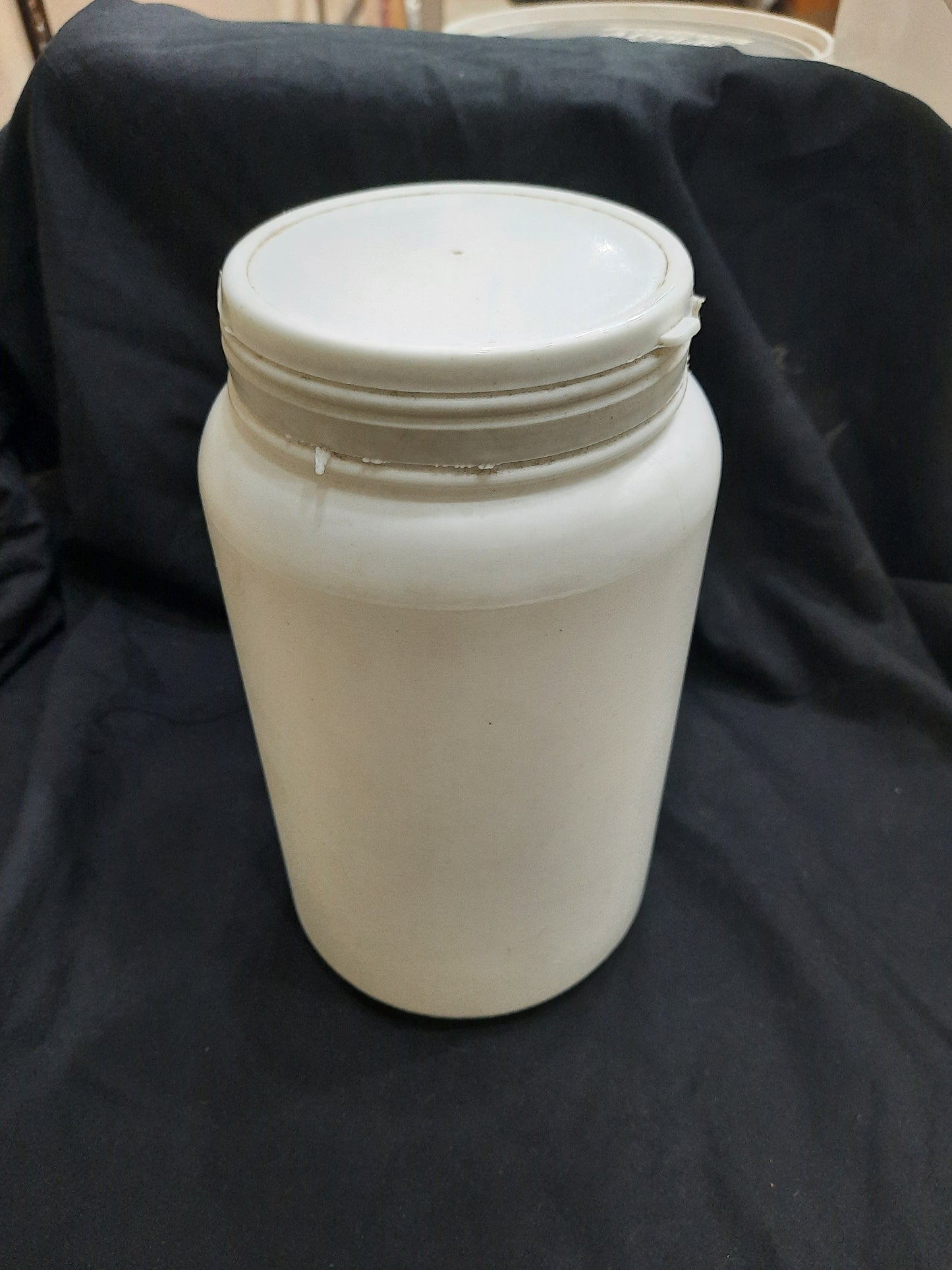 500g Round Vet Jar