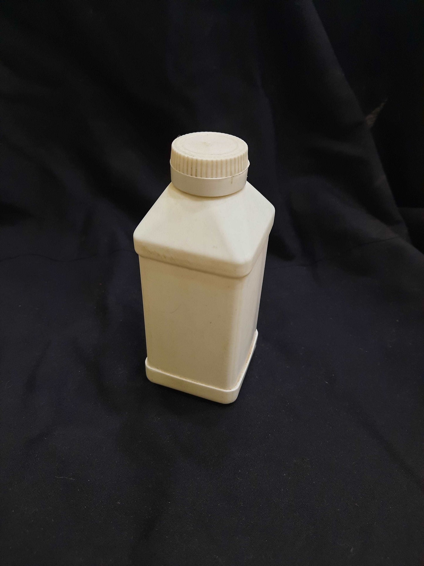 100ml White White Square Vet Powder Jar