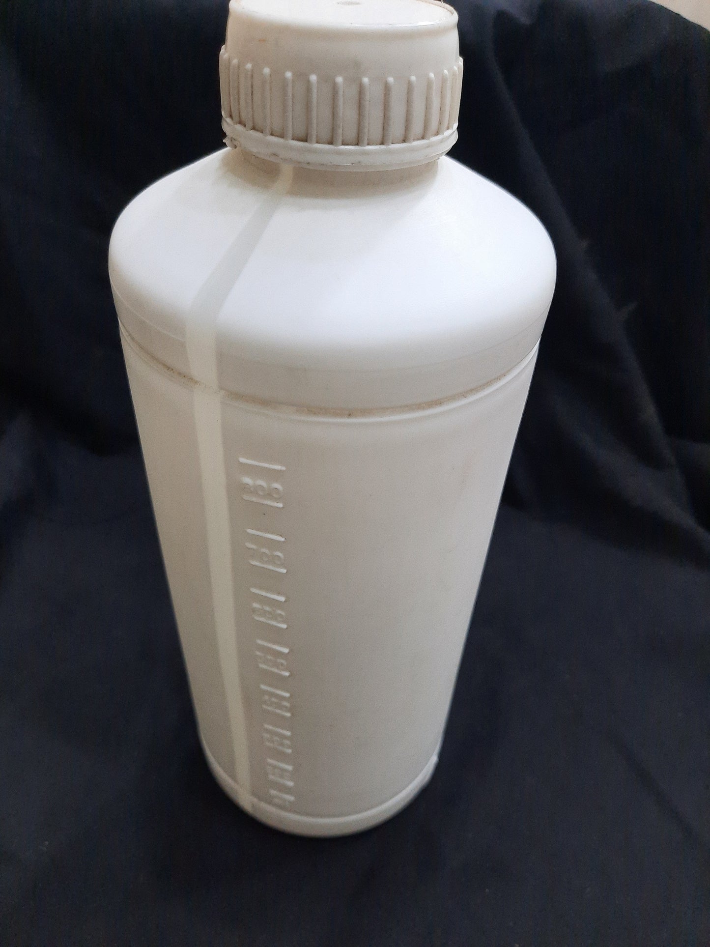 Pharma Bottle White/White - 1L