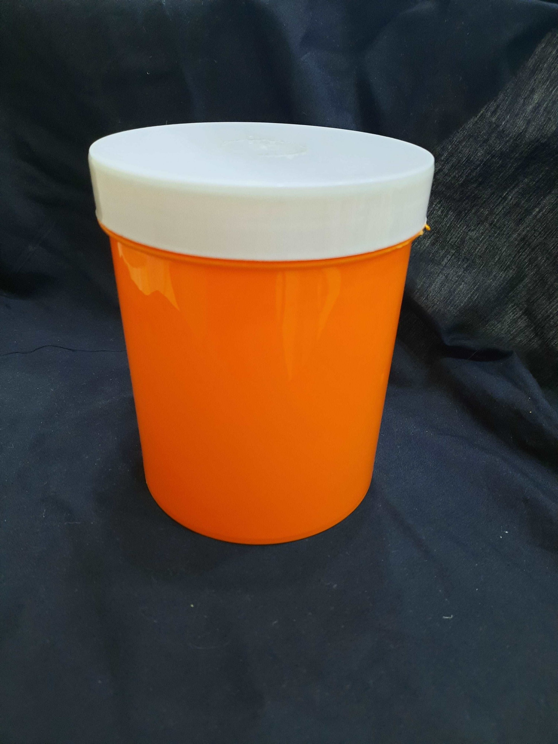 1 Litre Orange/White Jar