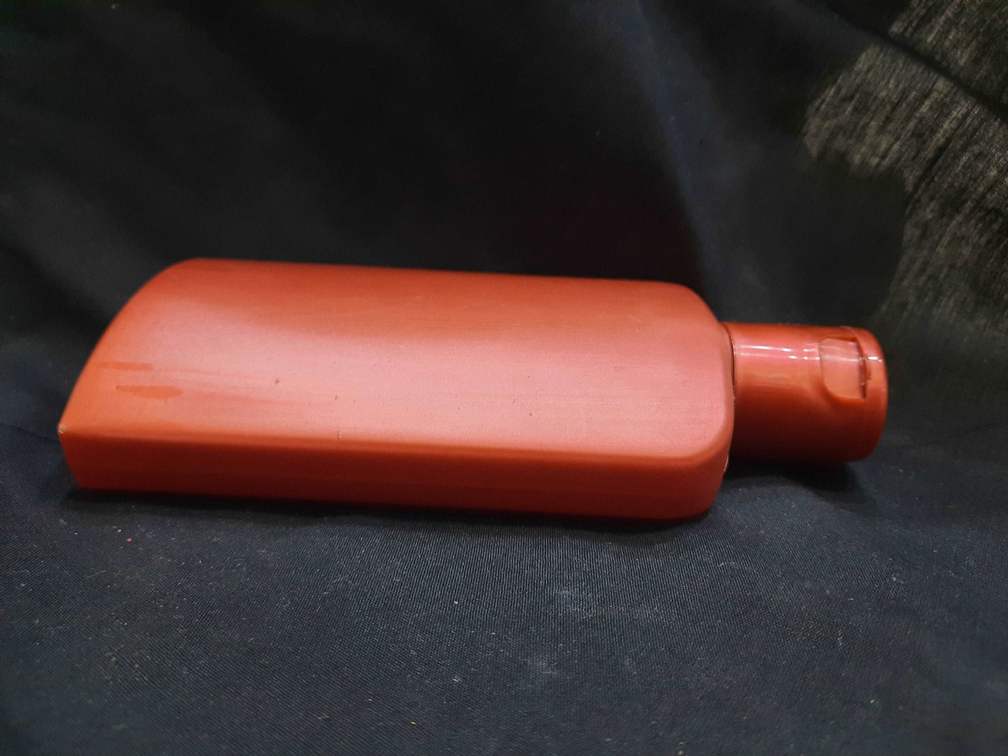 150ml Red Oil Bottle - with Flip Cap