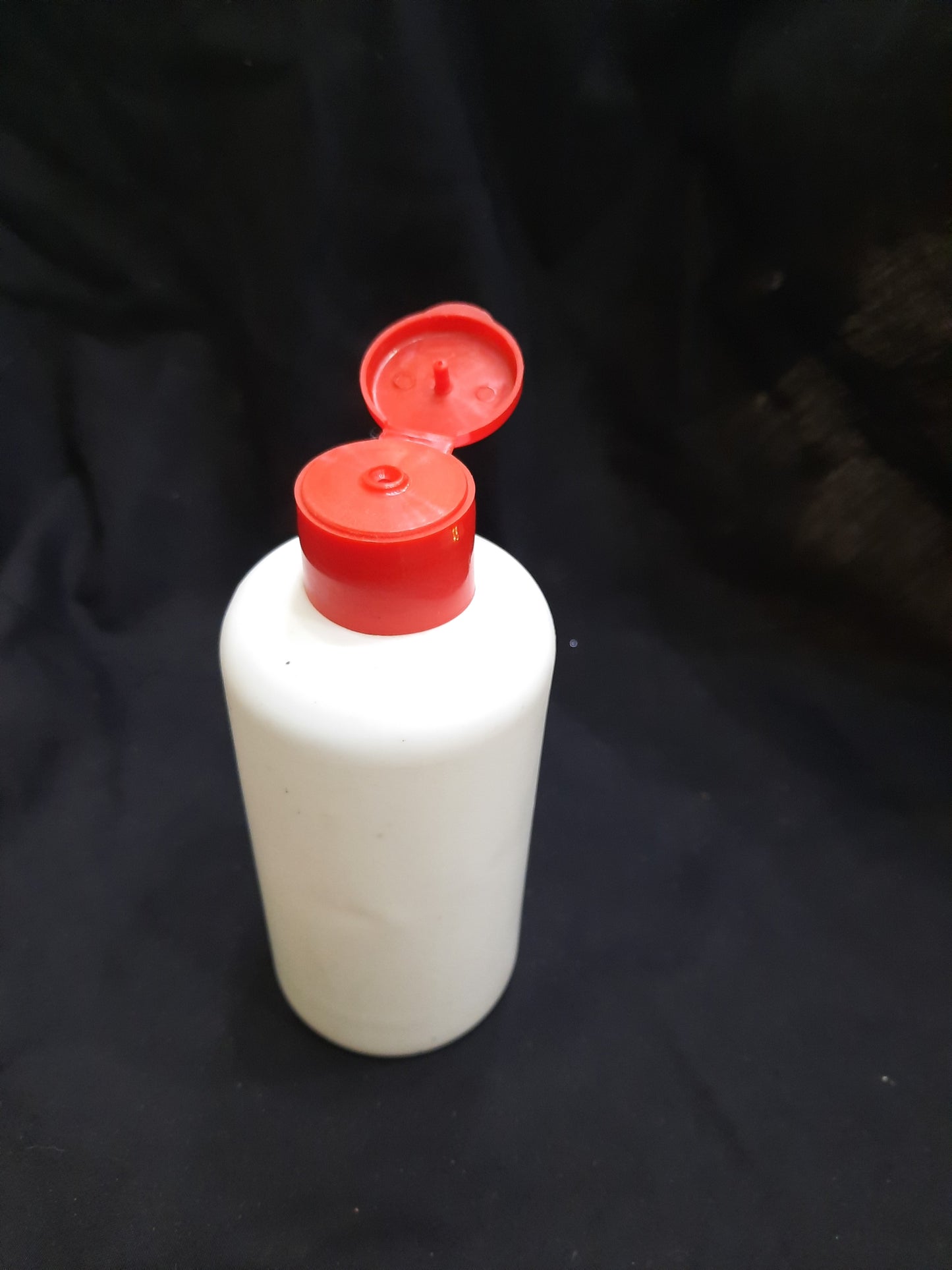 350ml Round White bottle - Volume - Shampoo