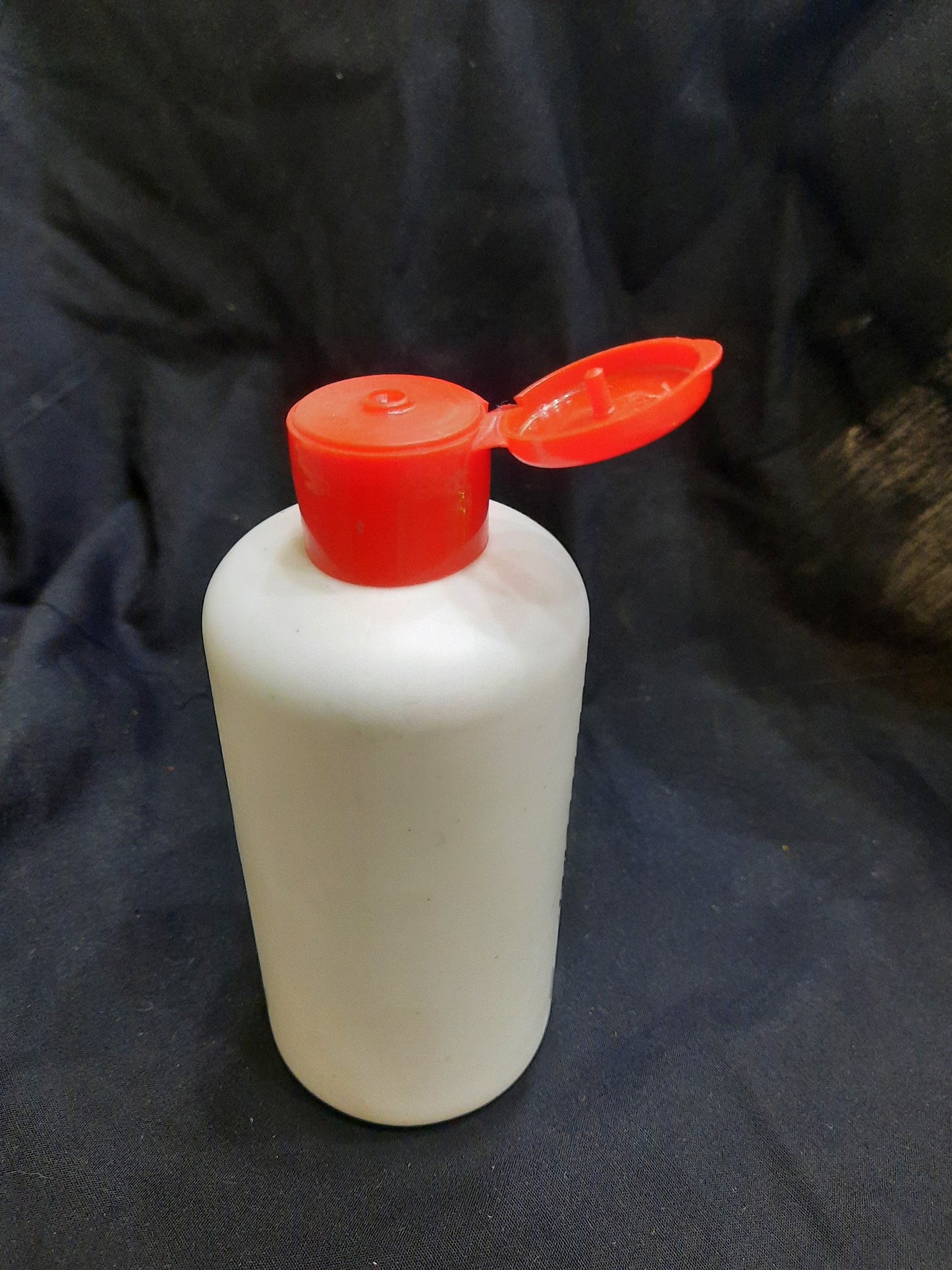 350ml Round White bottle - Volume - Shampoo