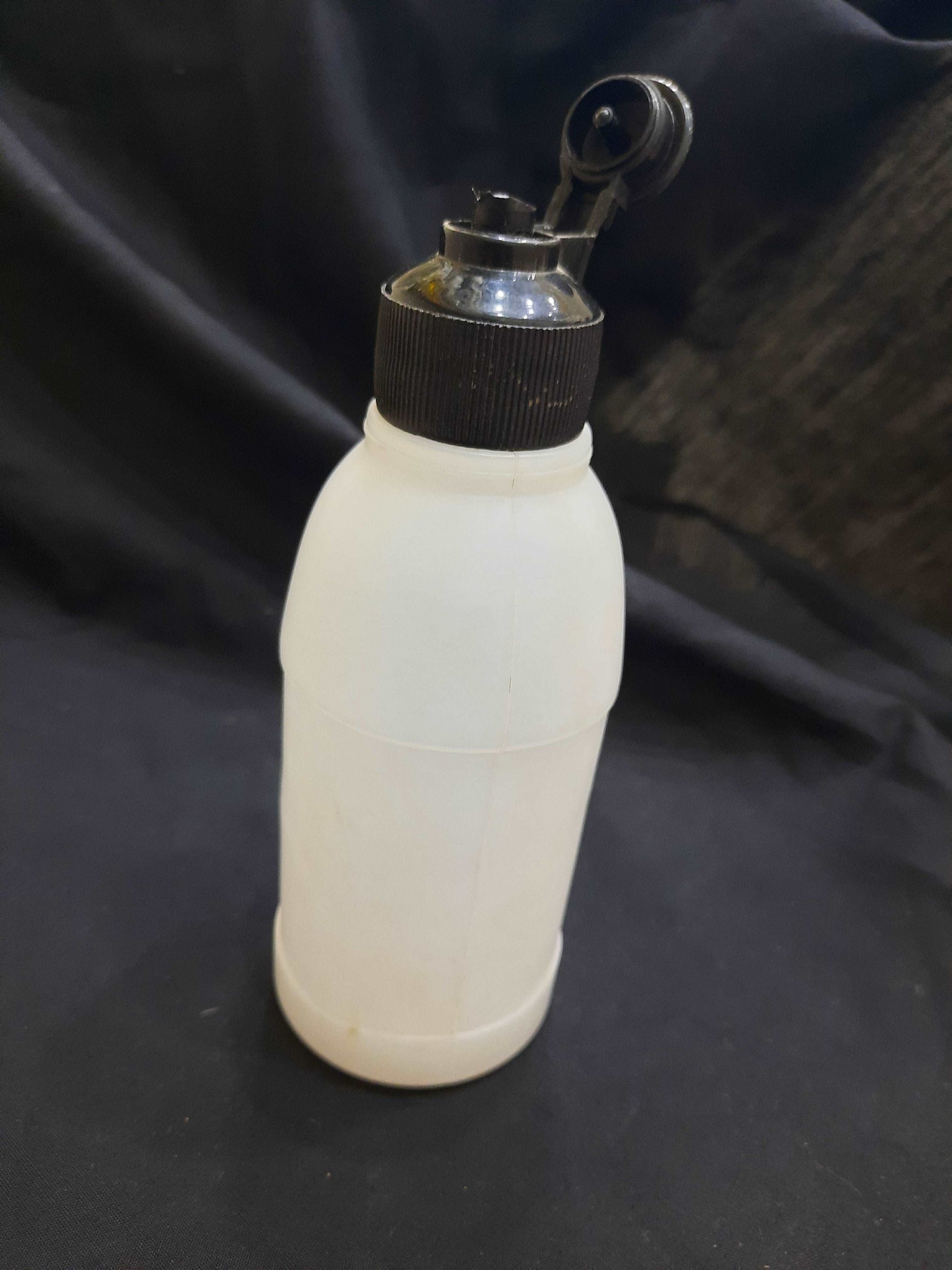 200ml Round White Bottle - Flip Cap