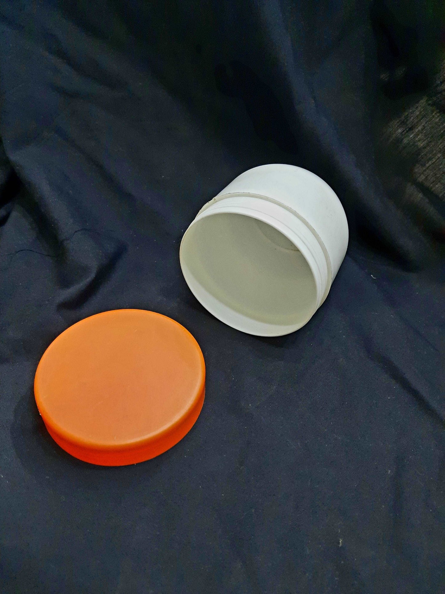 200g Orange/White Jar