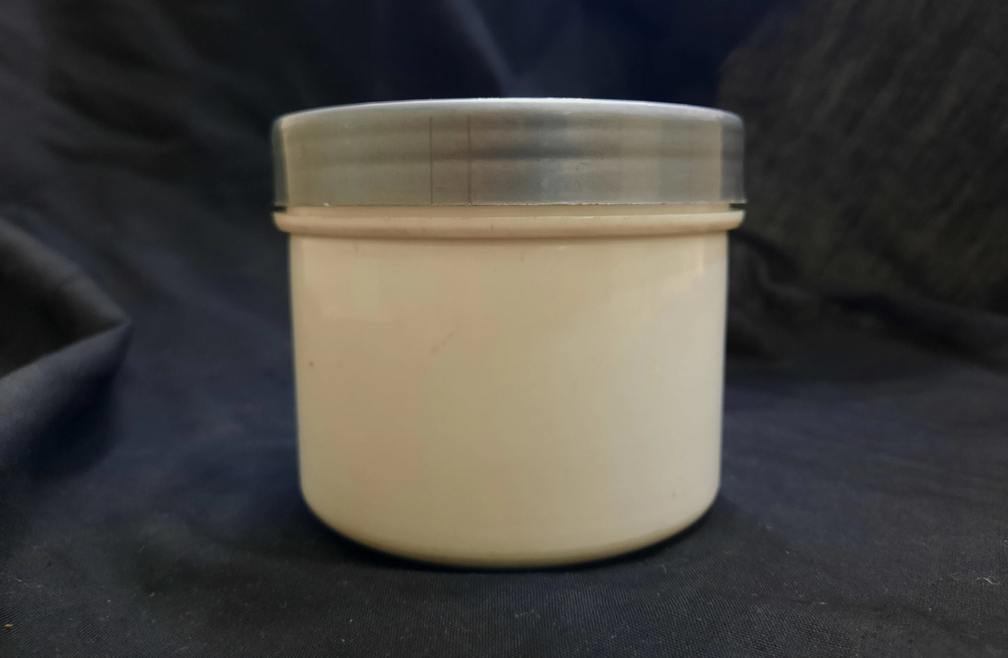 300g White/Grey Jar