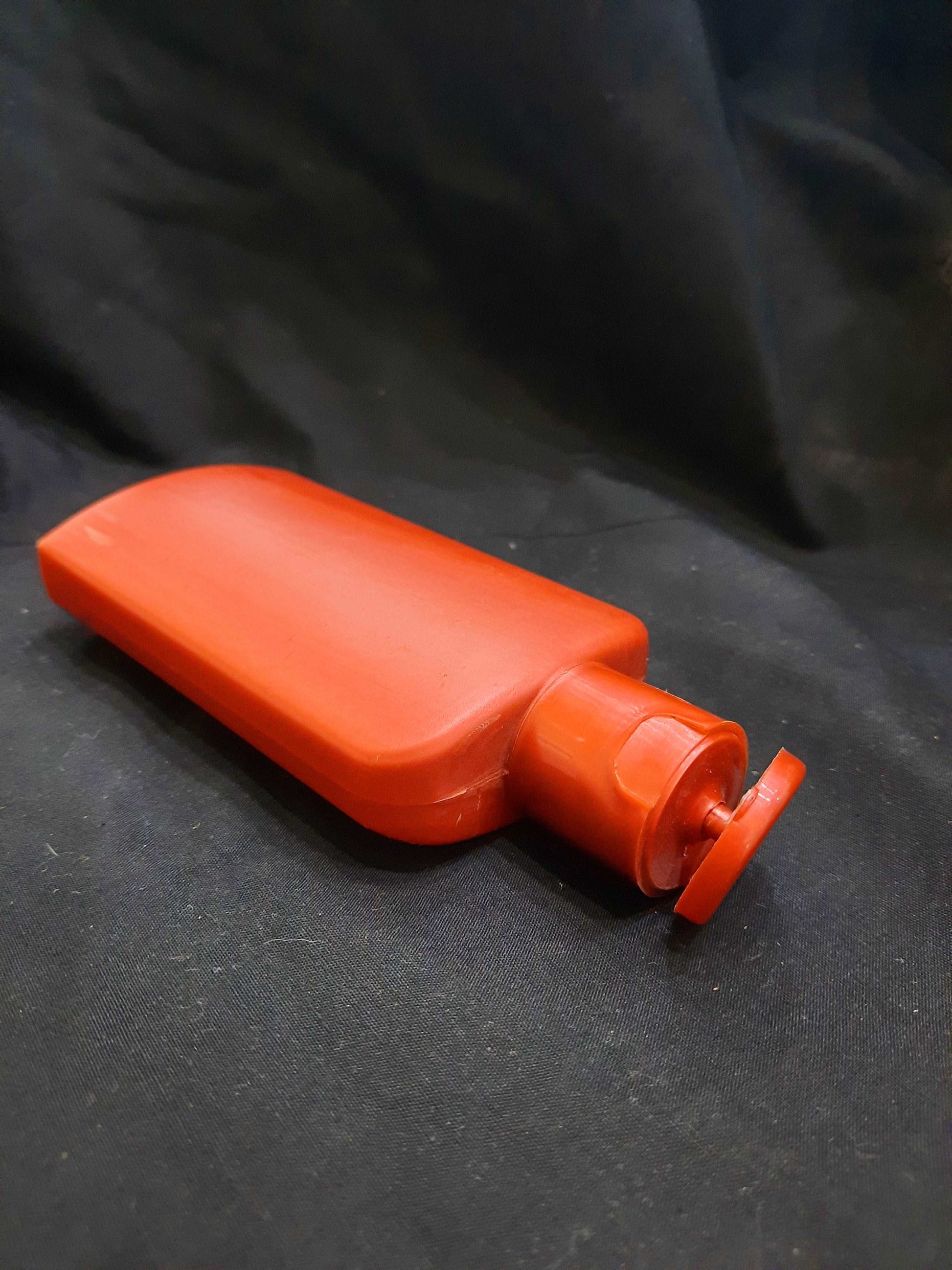 150ml Red Oil Bottle - with Flip Cap